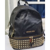 Рюкзак Michael Kors Rhea Zip с золотыми заклепками черный